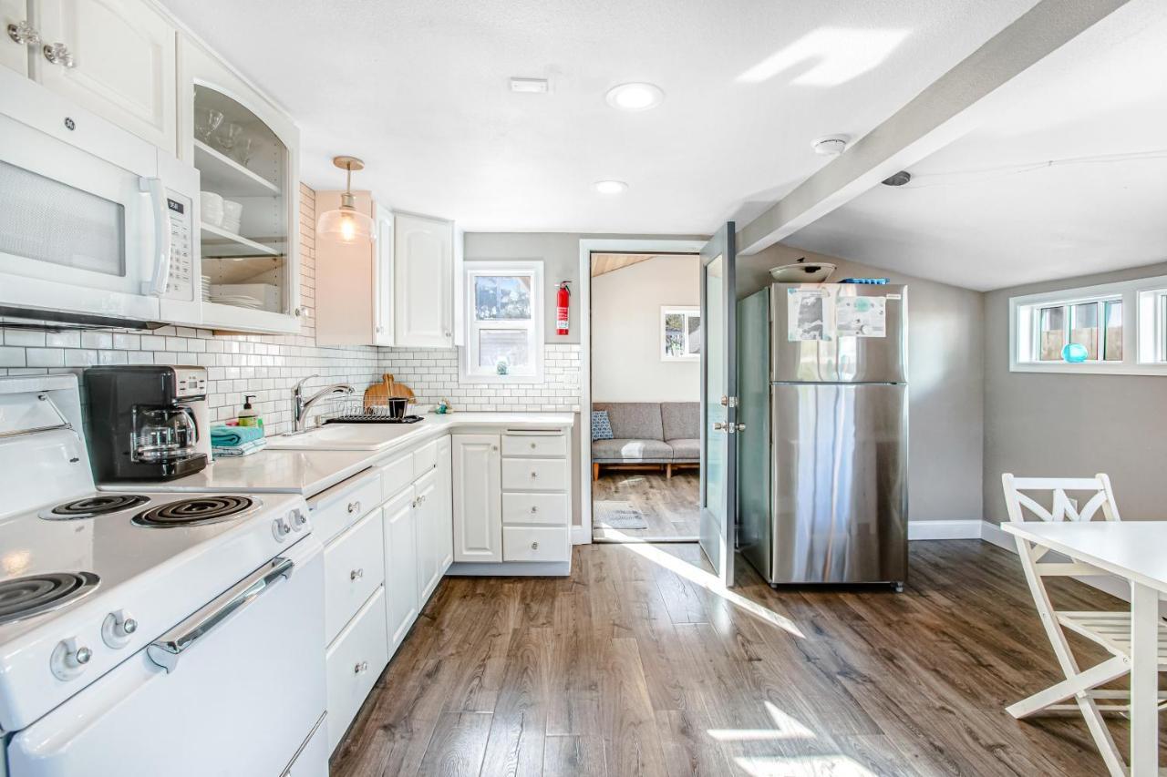 Вилла Siletz Bay Getaway Линкольн-Сити Экстерьер фото